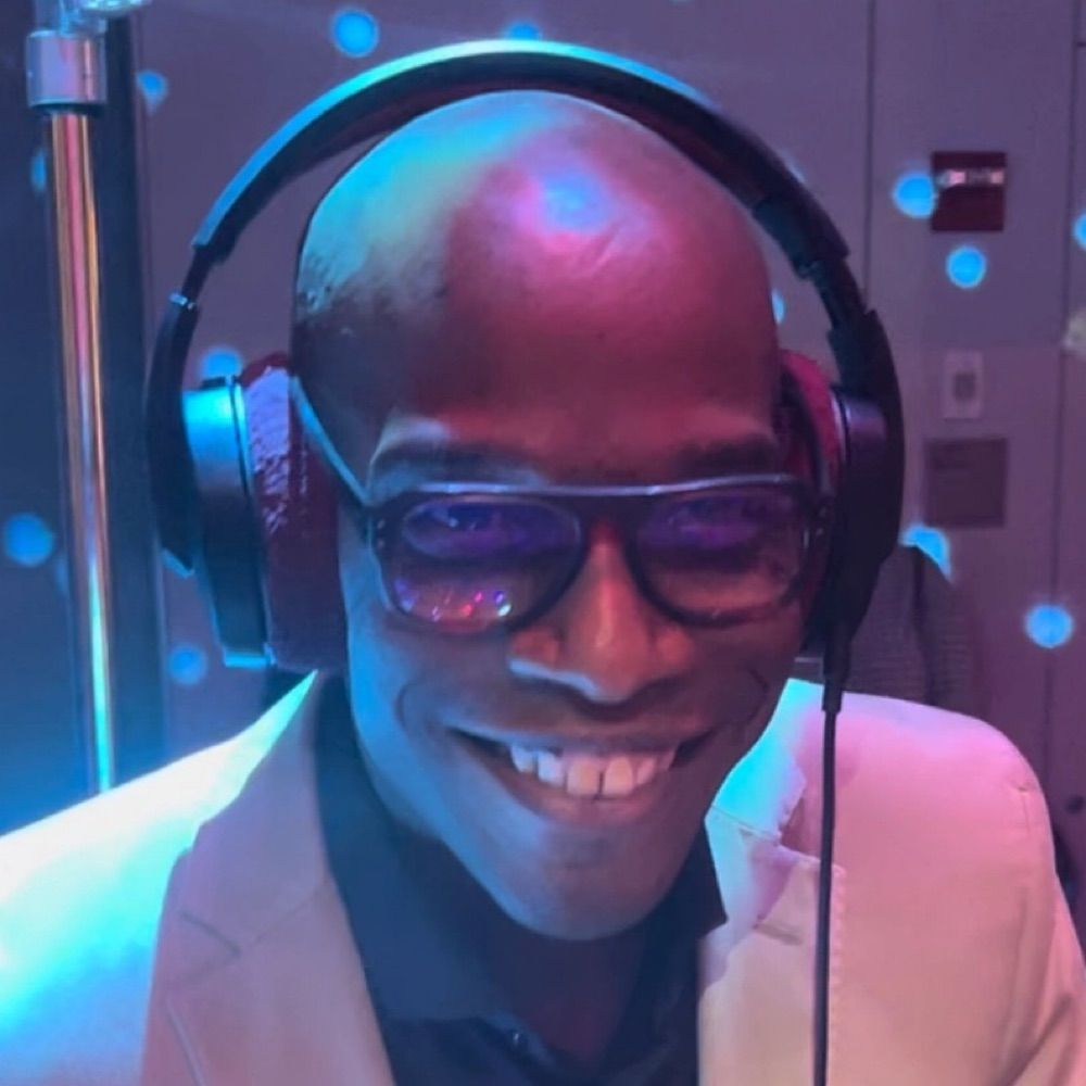 Qool DJ Marv