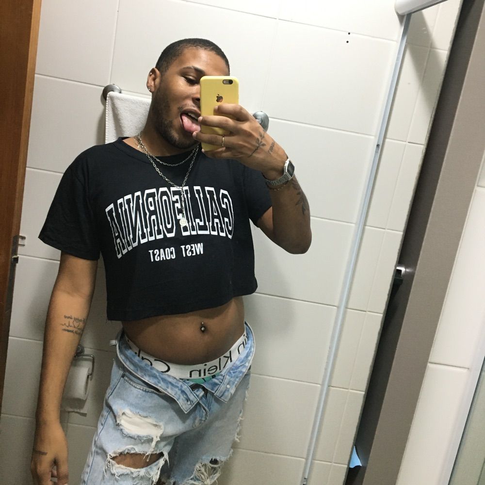 Giovani Belloni  🧜🏽‍♂️💁🏾‍♂️