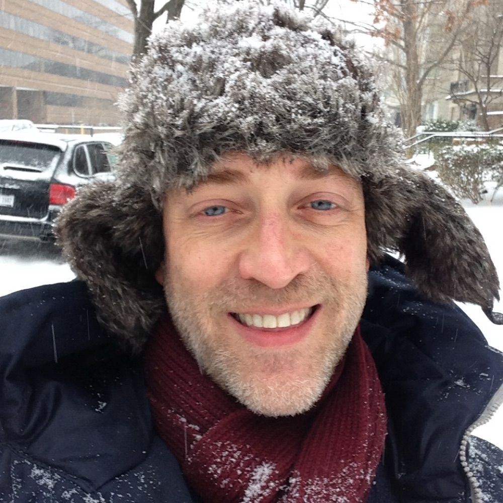 Scott Henrichsen