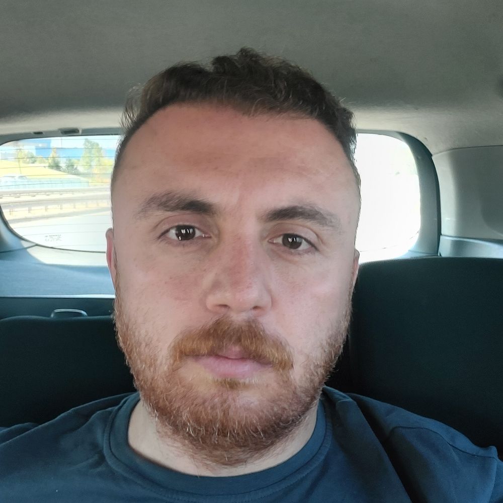 Özgür Yalçın