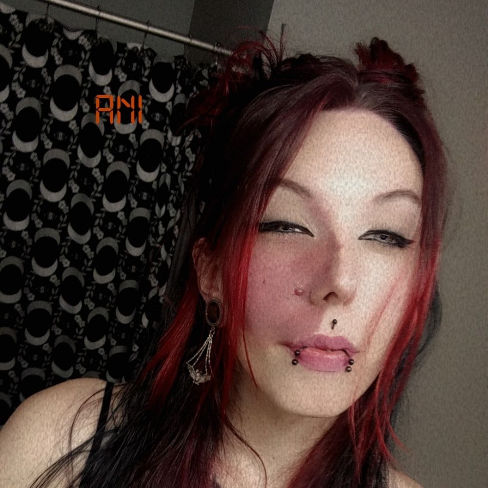 Ani moone