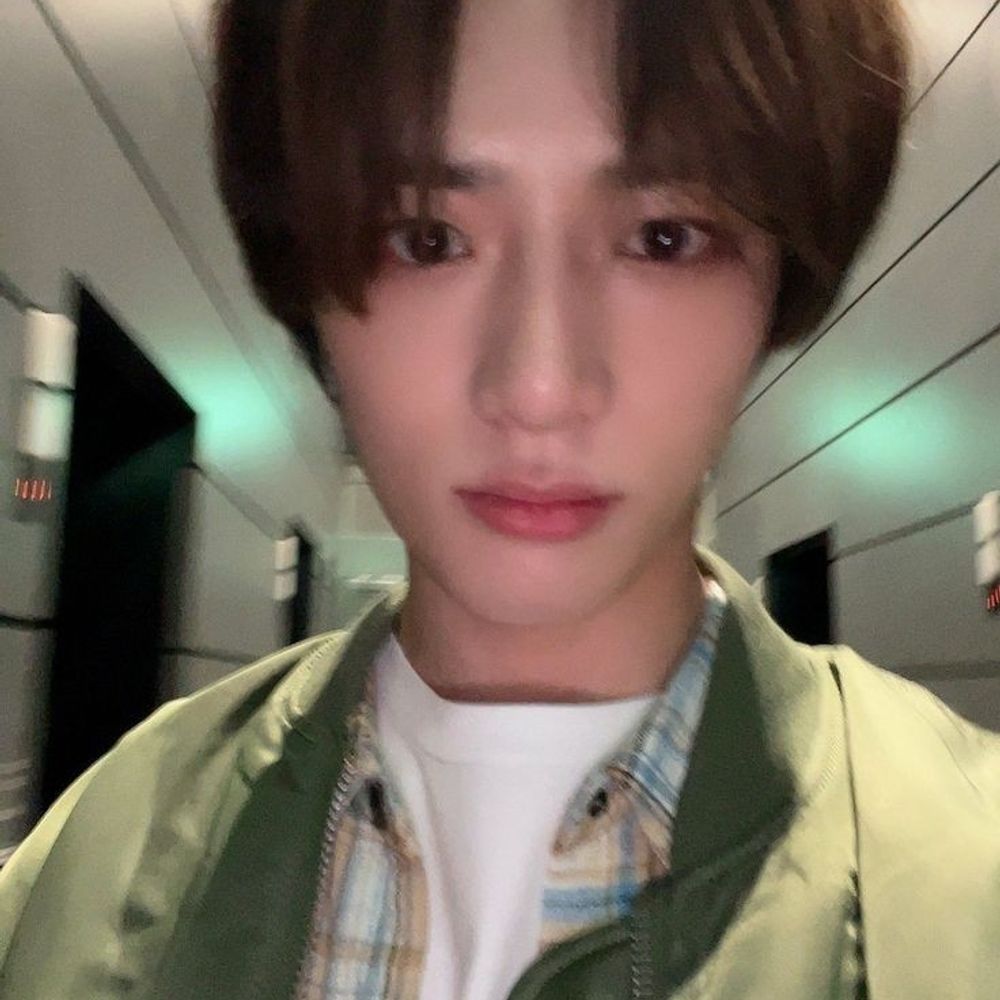 esa ★