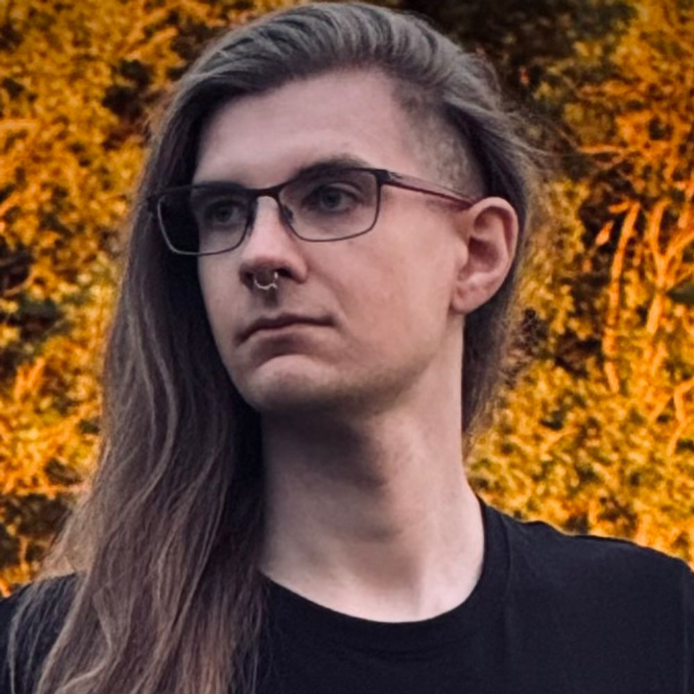 •Danos