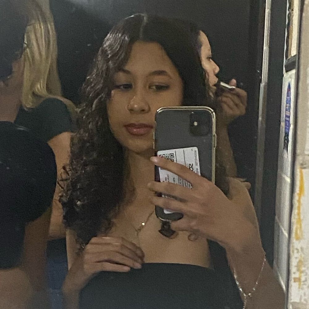 raquel 💯.