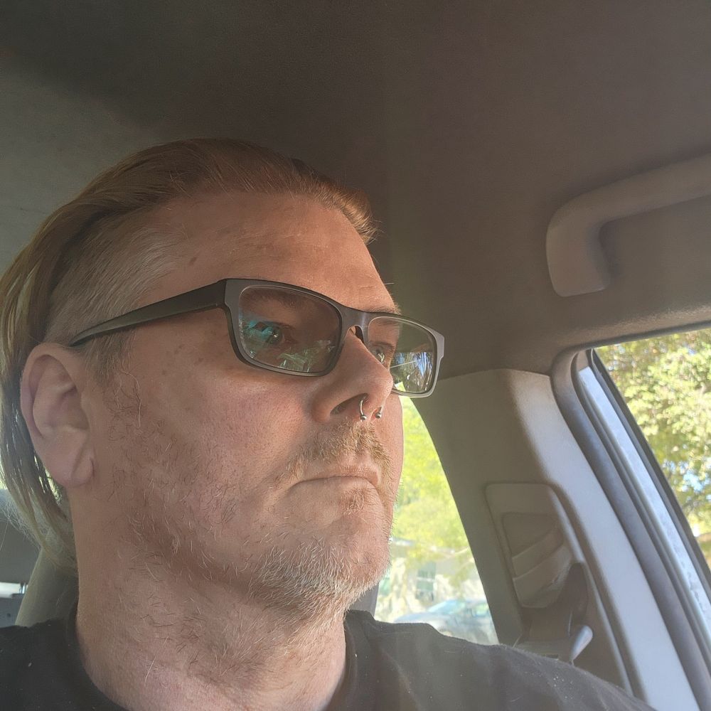 eugien2112.bsky.social profile picture