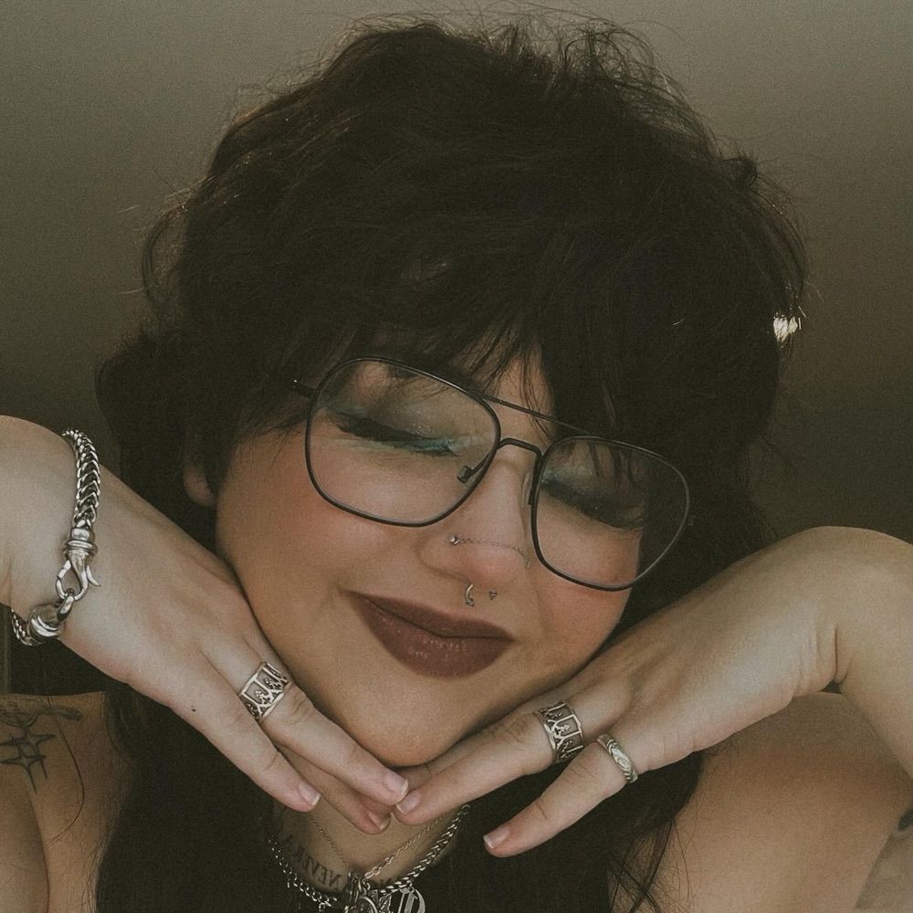 Gray (likethecolor)