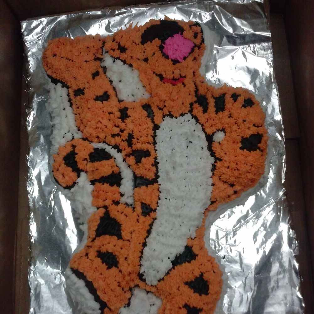 TYRANTCakesPieandA**