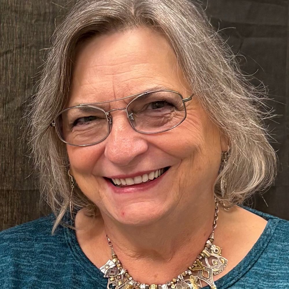 Beverly  Oliwa 