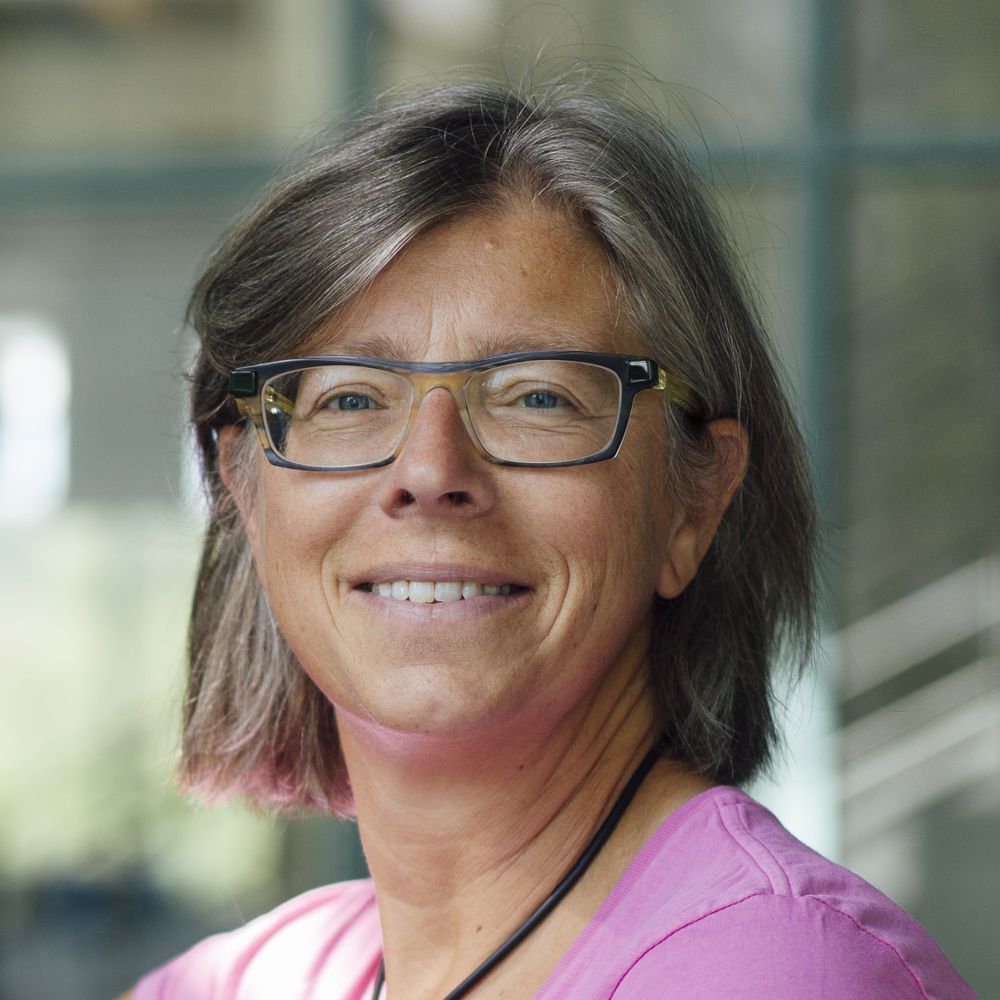 Nadja Schott - COMPLE_X Group