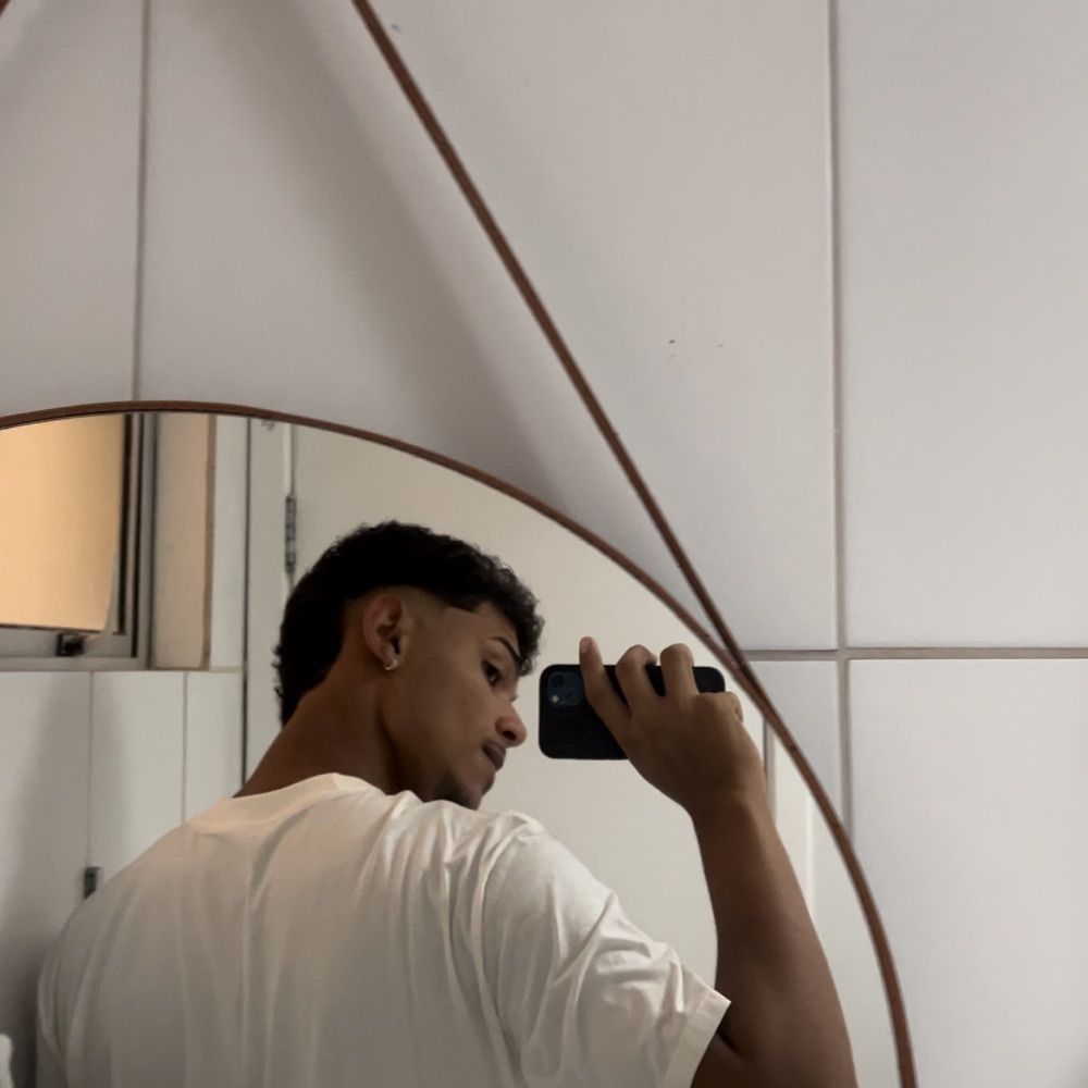 7’