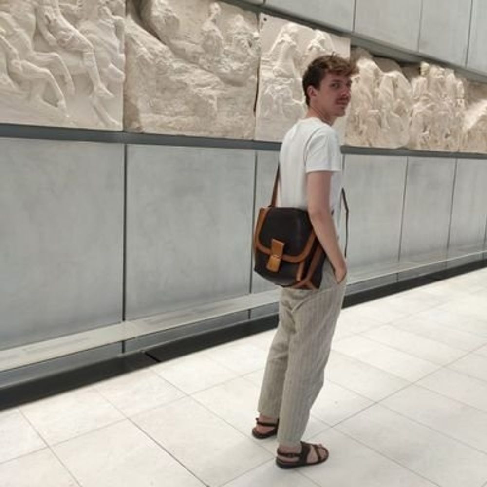 Tobias Sauer