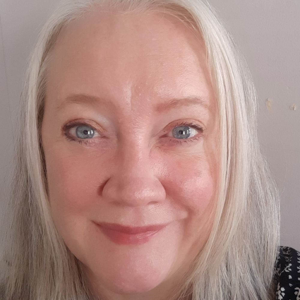 Fiona MacCallum