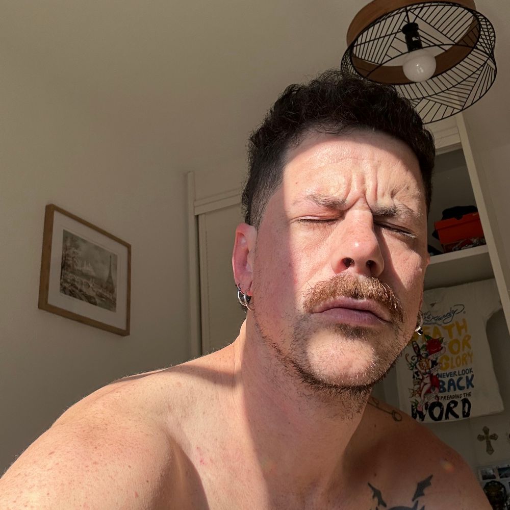 //Grados Kelvin Bacon %ᵕ‿‿ᵕ%