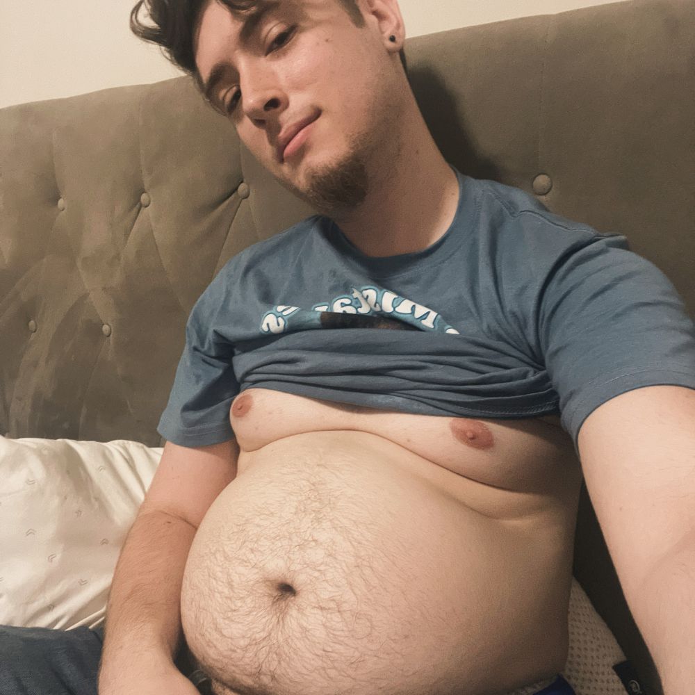 Big Bellied Kitty 😈
