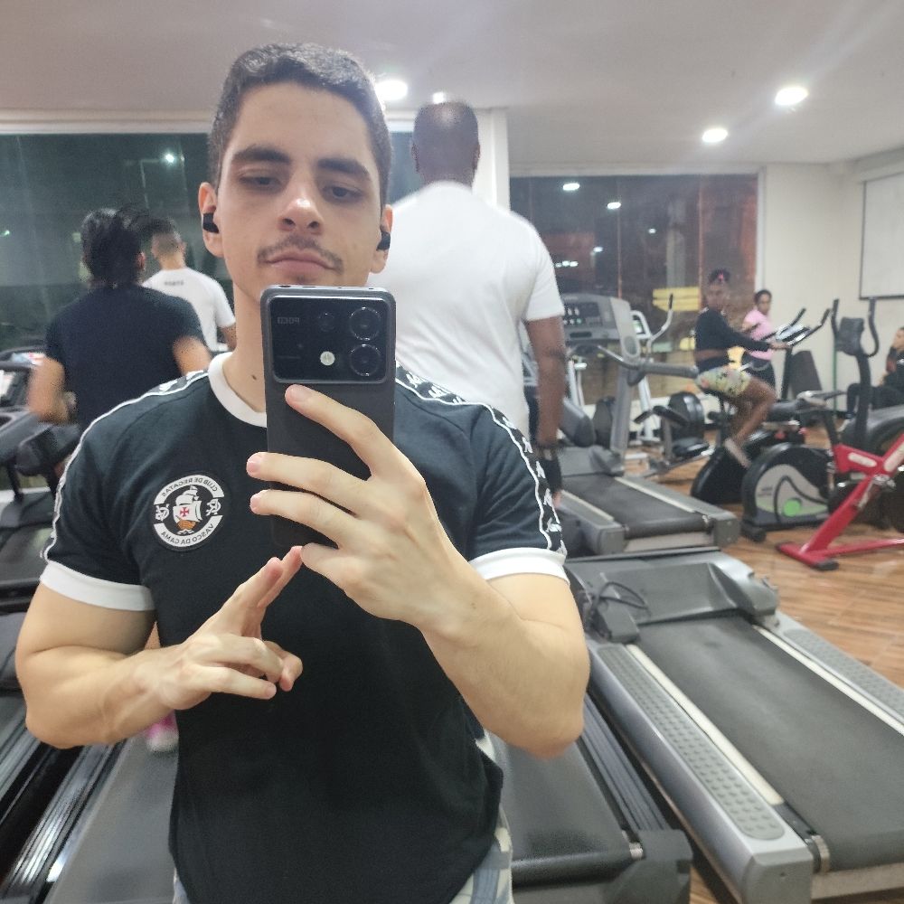 Levy Thomaz