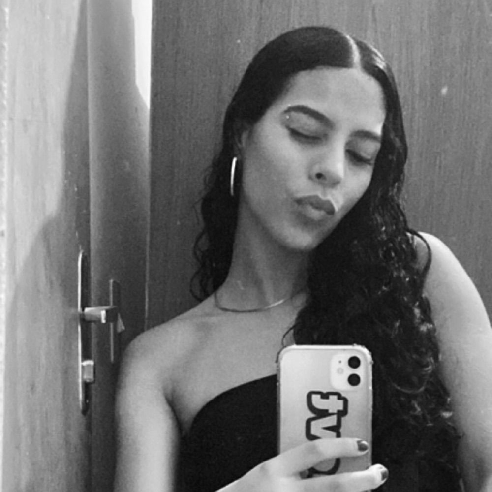 giovana com um n