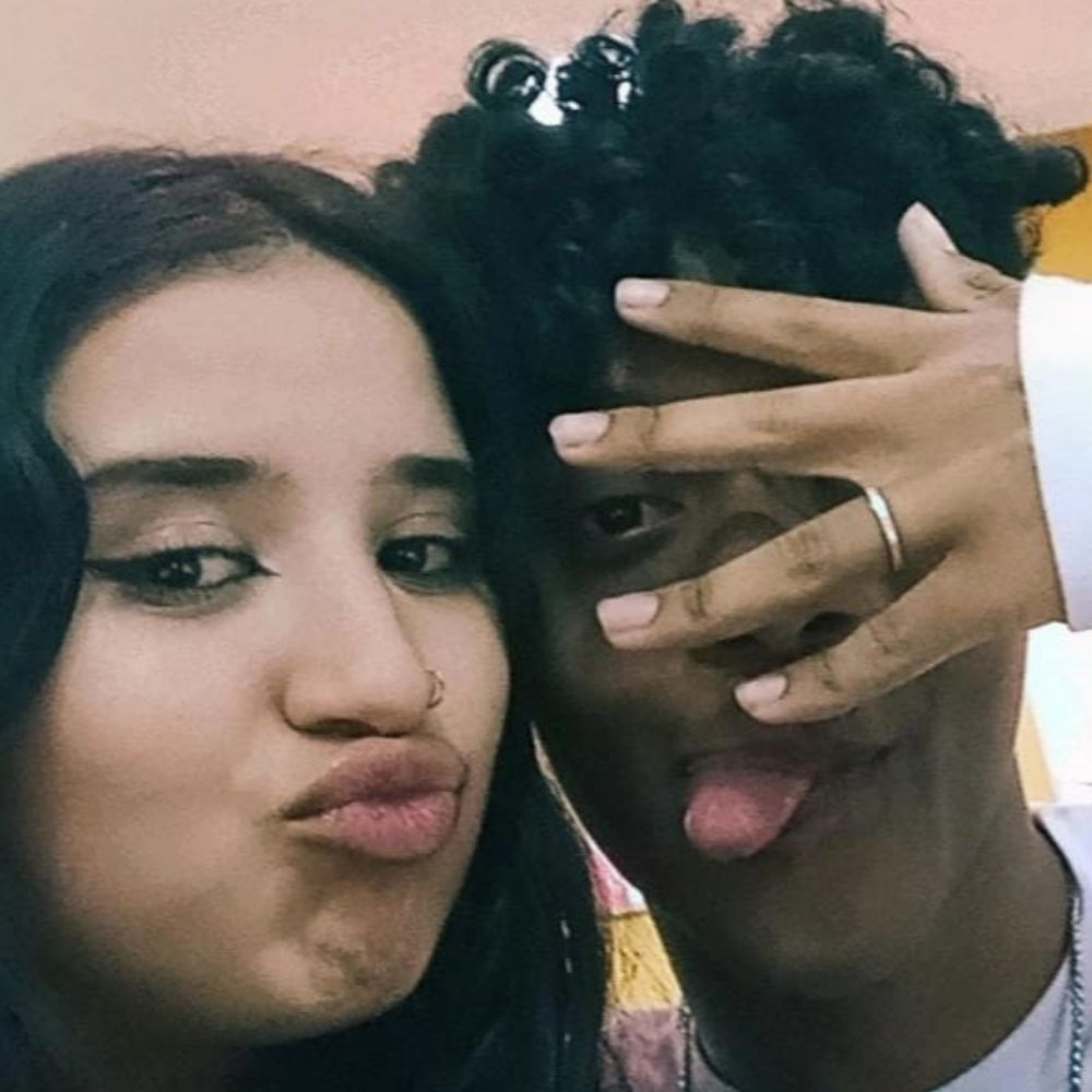 Paulo, Larisso (eu amo ela)