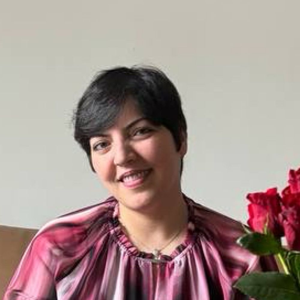 Yalda Mohsenzadeh