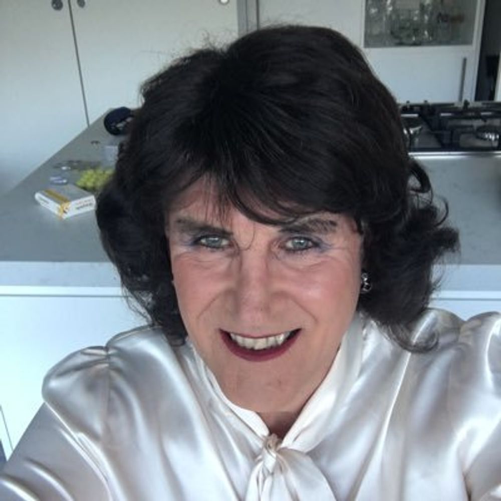 Julia Bell