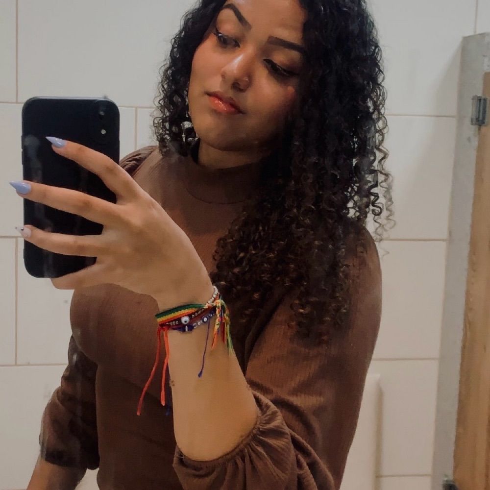 livia abreu