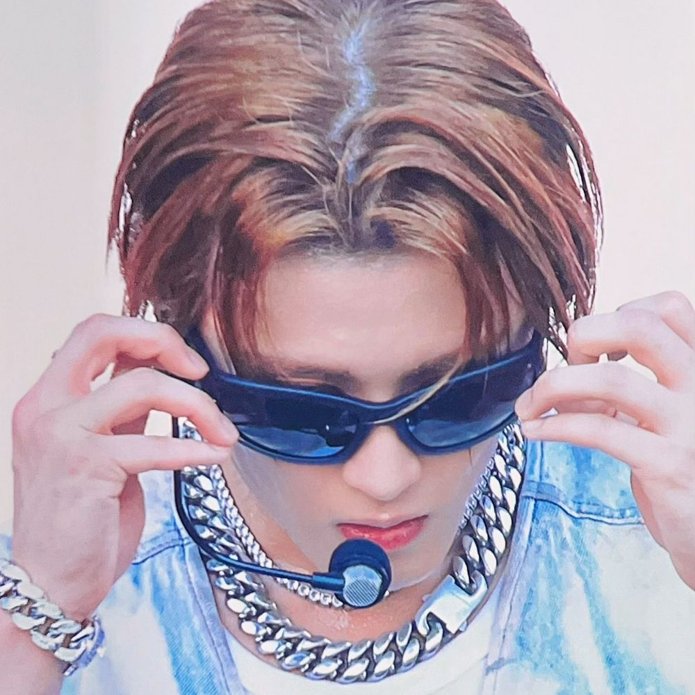 𝖒𝖆𝖗𝕶𝖙𝖜𝖔𝖍𝖚𝖓𝖉𝖗𝖊𝖉