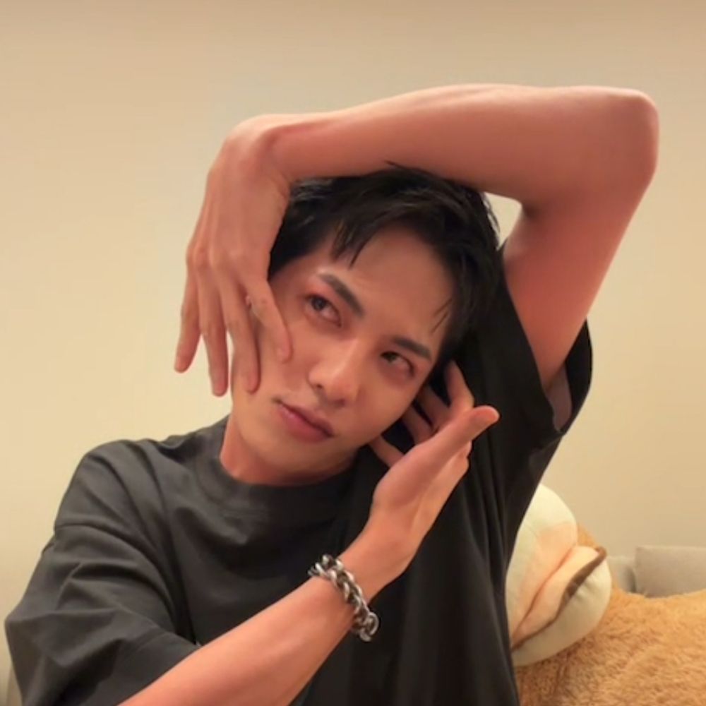 Yan (⁠ ⁠ꈍ⁠ᴗ⁠ꈍ⁠)