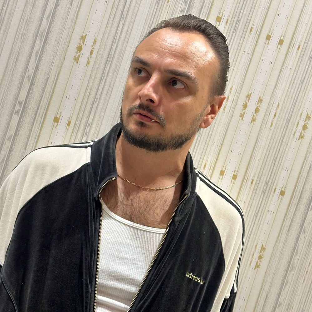 Mike Y