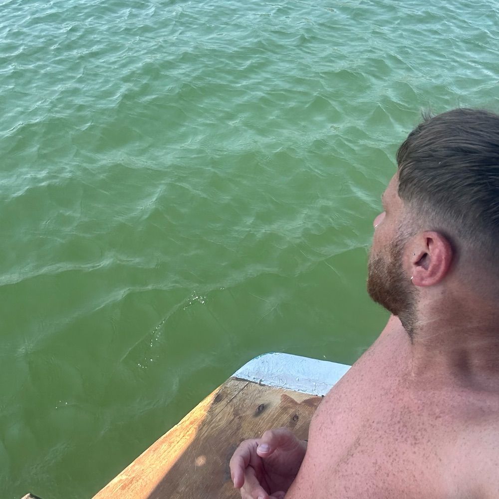 The naked explorer