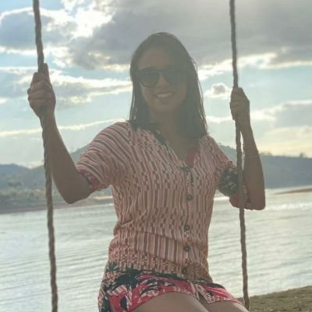 Isabela Corrêa 