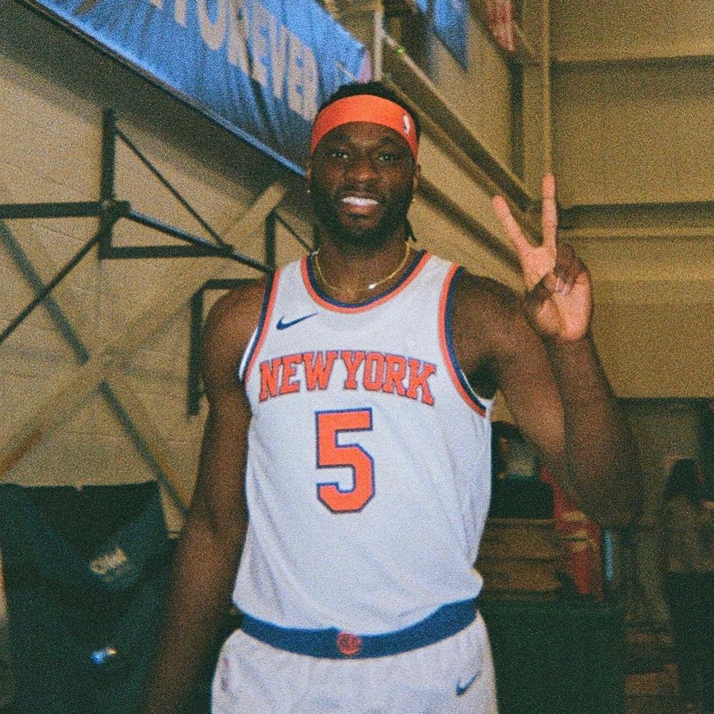 knickstape 💫