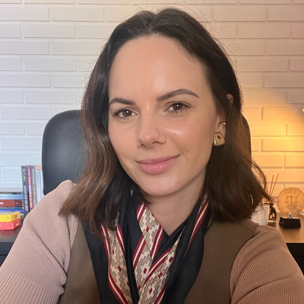 TATIANA MICHELS | Advogada Trabalhista Empresarial Estratégica 