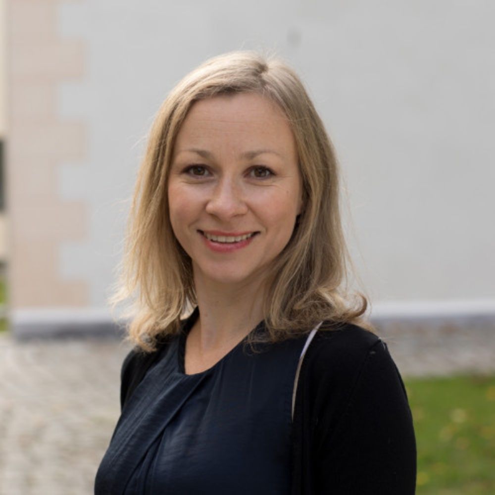 Csilla Czimbalmos