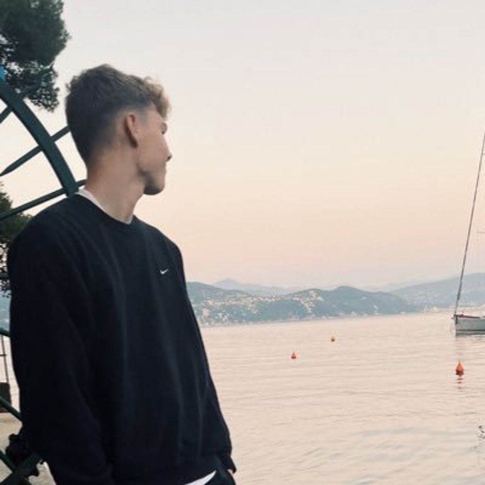 Sam