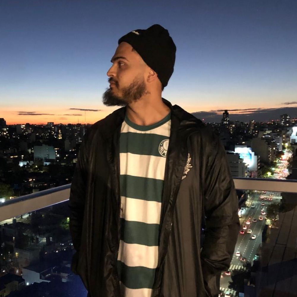 Leo Moura (não o lateral)