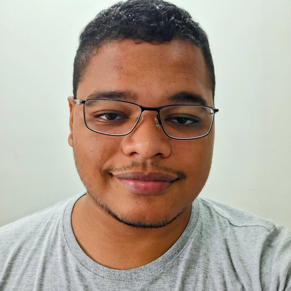 Erick Helio 
