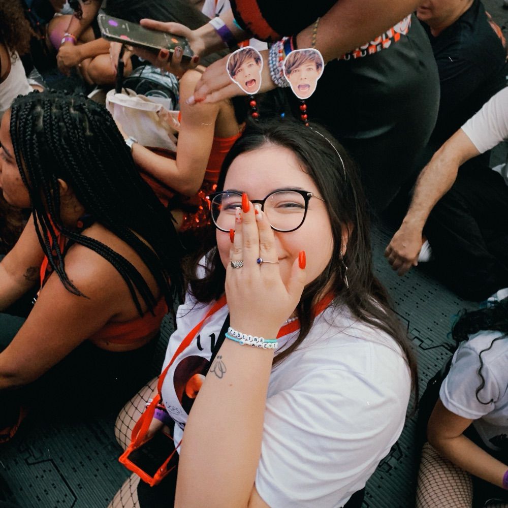 duda⁸¹⁴₁₆ VIU O LOUIS