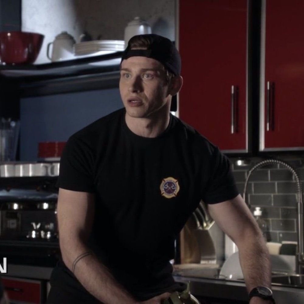 Val in her 9-1-1 era 🧑🏼‍🚒