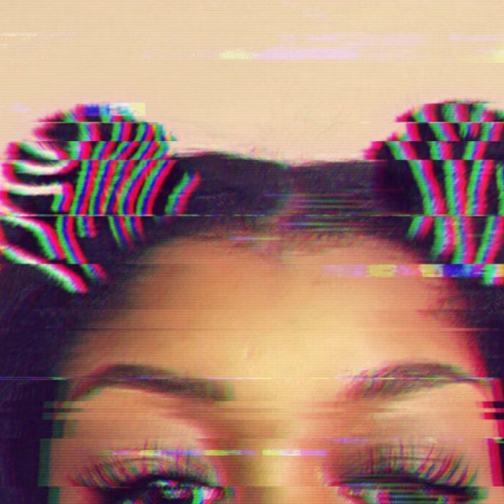 m a x 