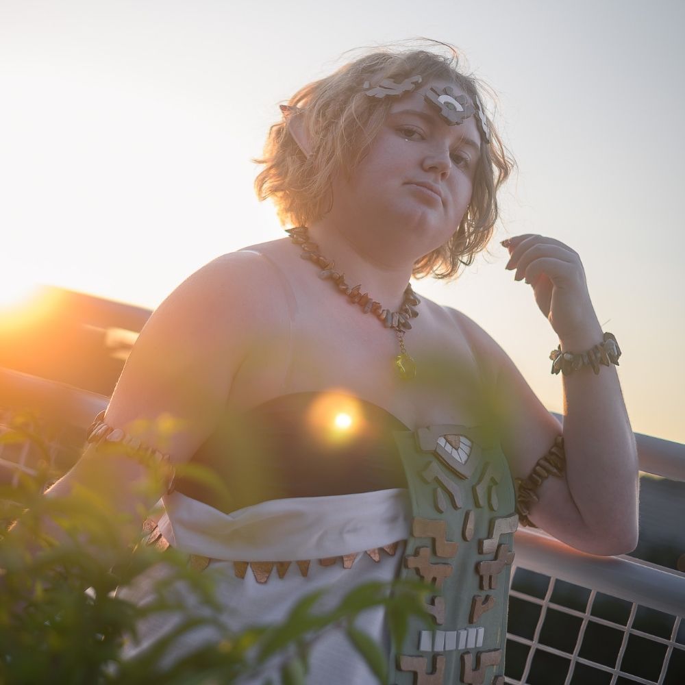 Avon (she/her)