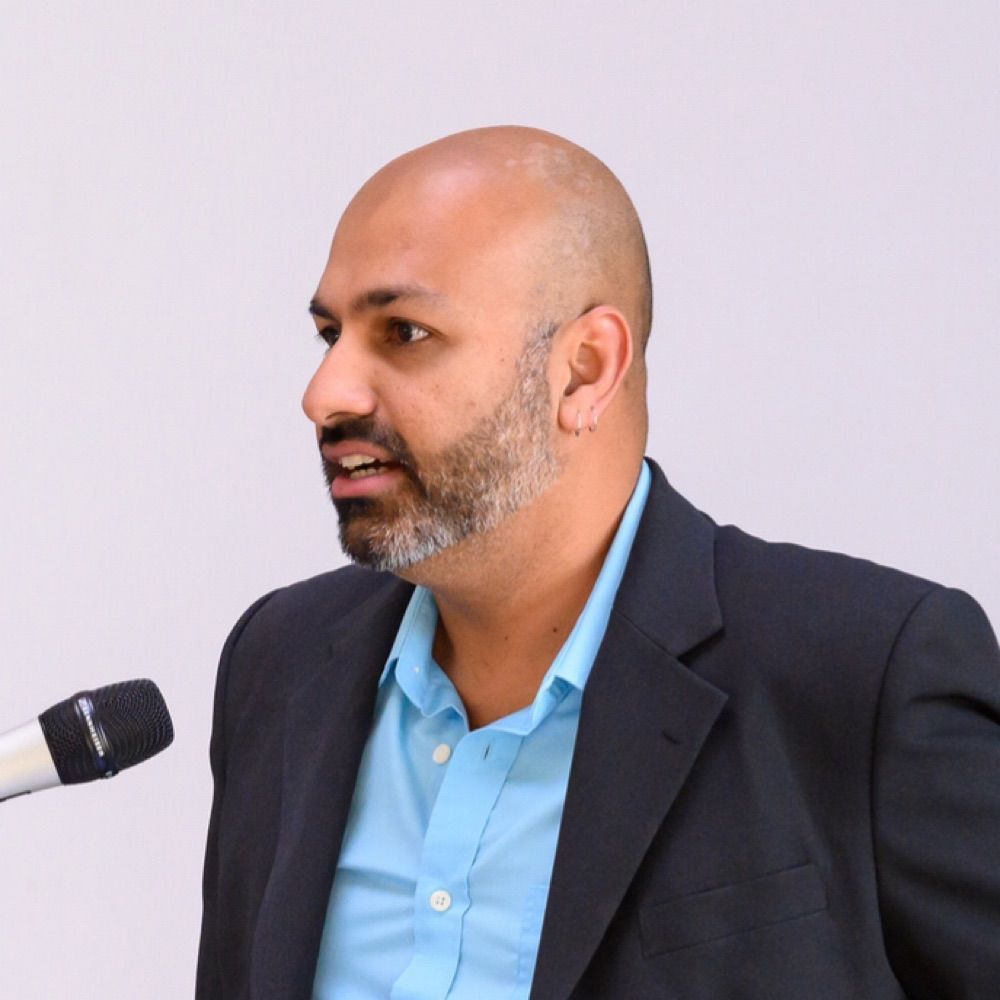 Dr Nav Sidhu