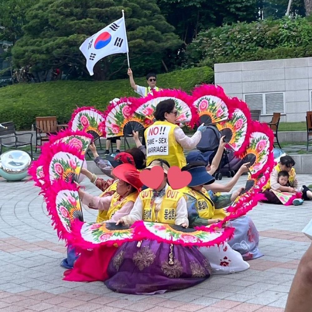 하스타스