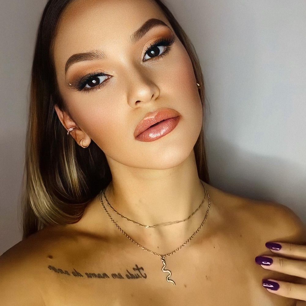 Jullia, as vezes Lia