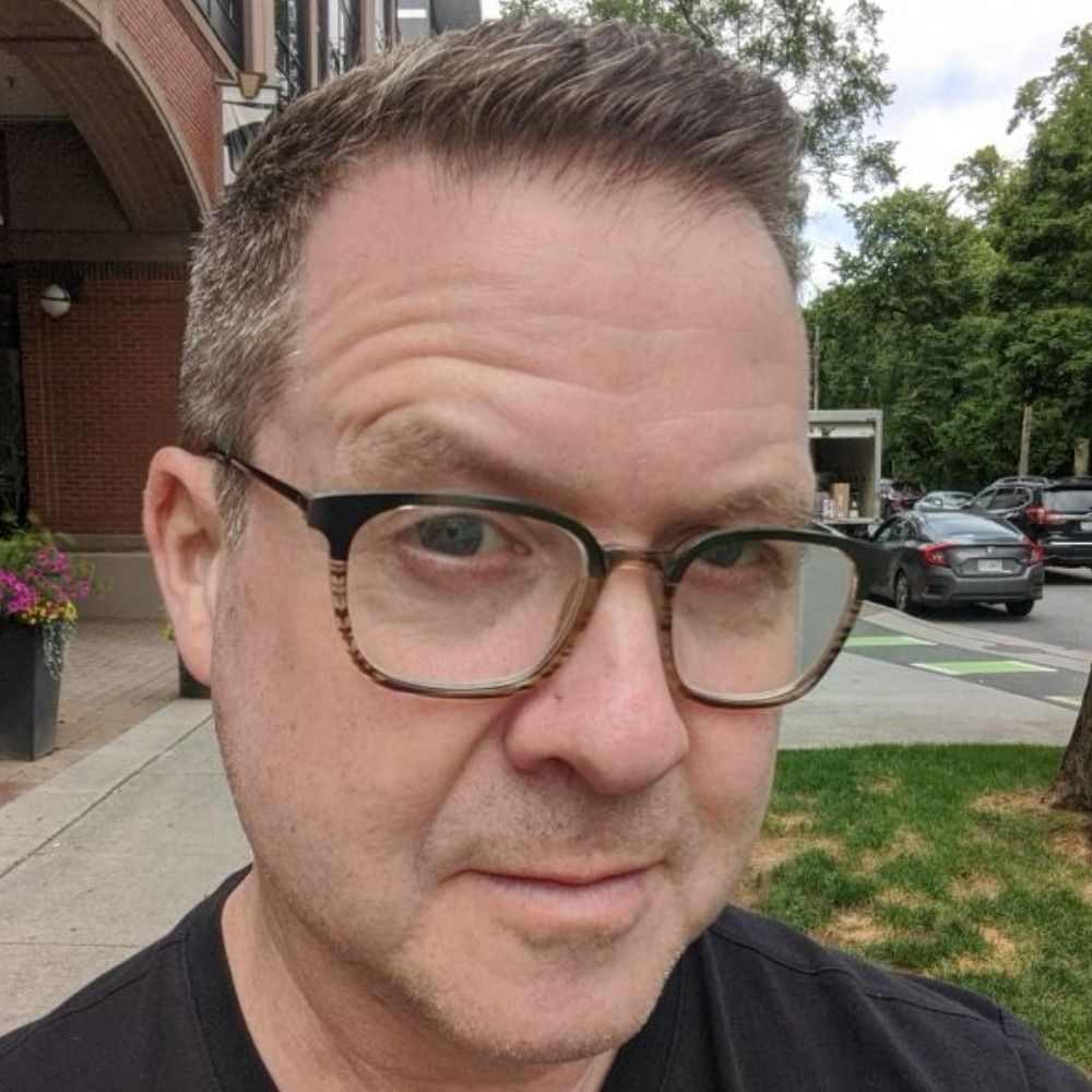 Tim Dickinson