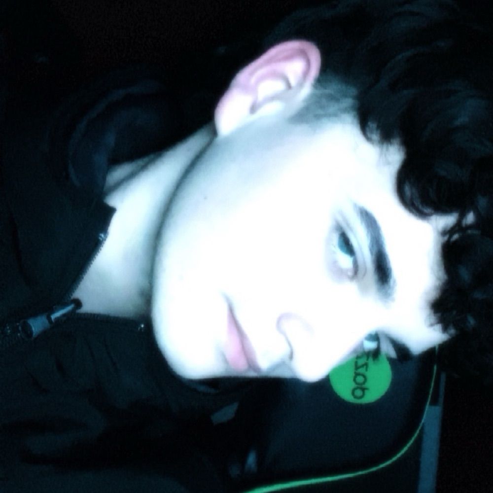 _🌑guyami🦇_