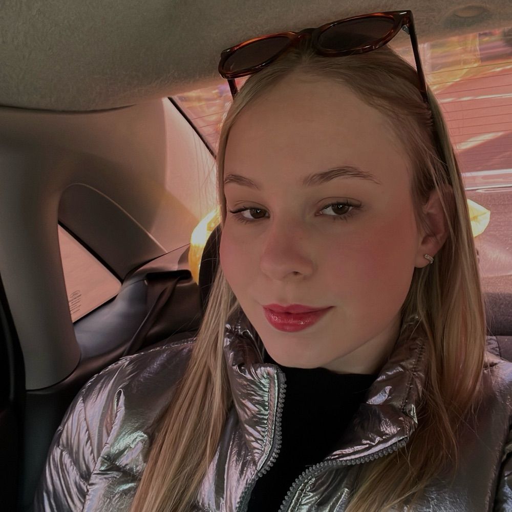 Thais Goral