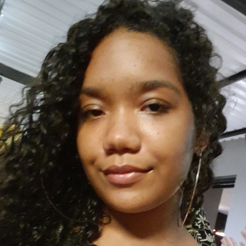 pretinha gostosa