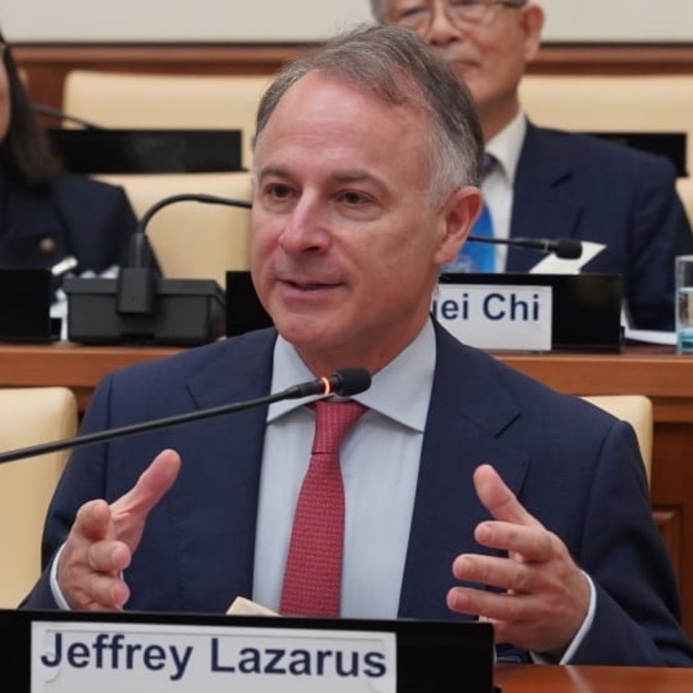 Jeffrey V Lazarus