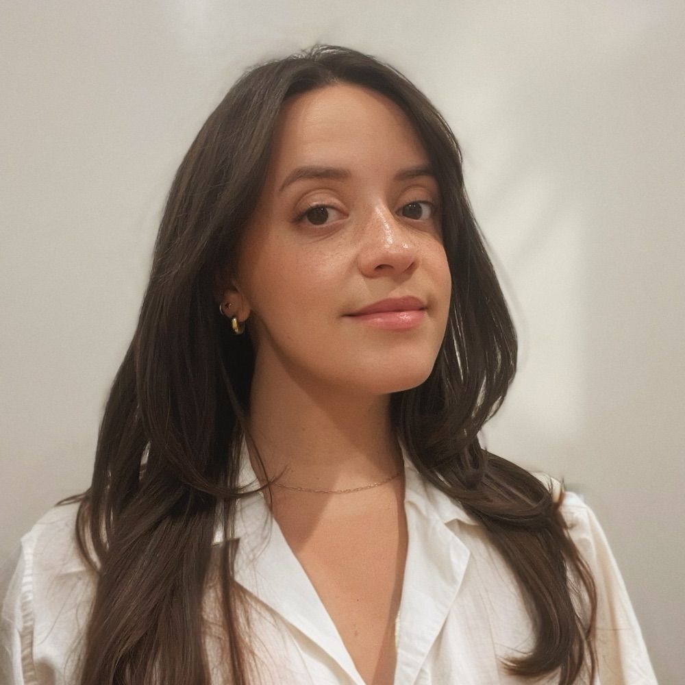 nía