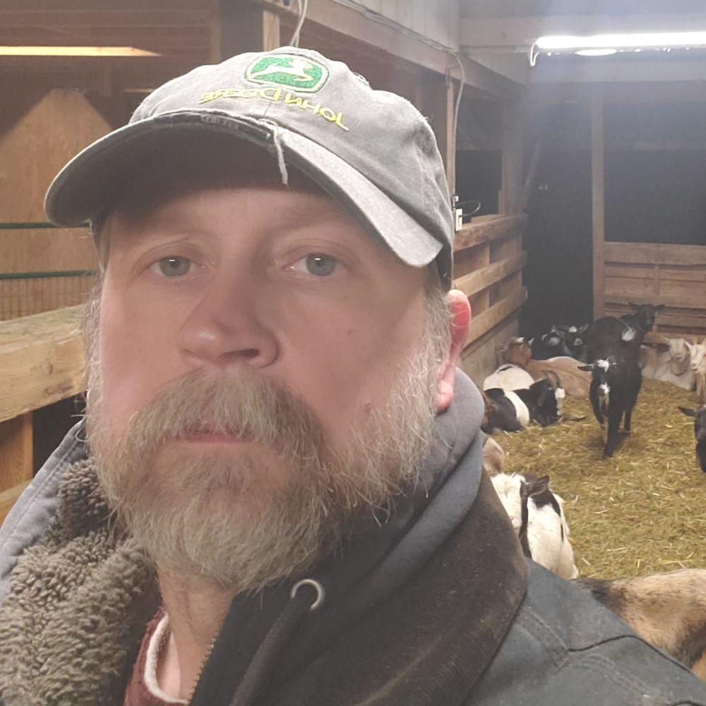 Profile picture farmer-frank.bsky.social