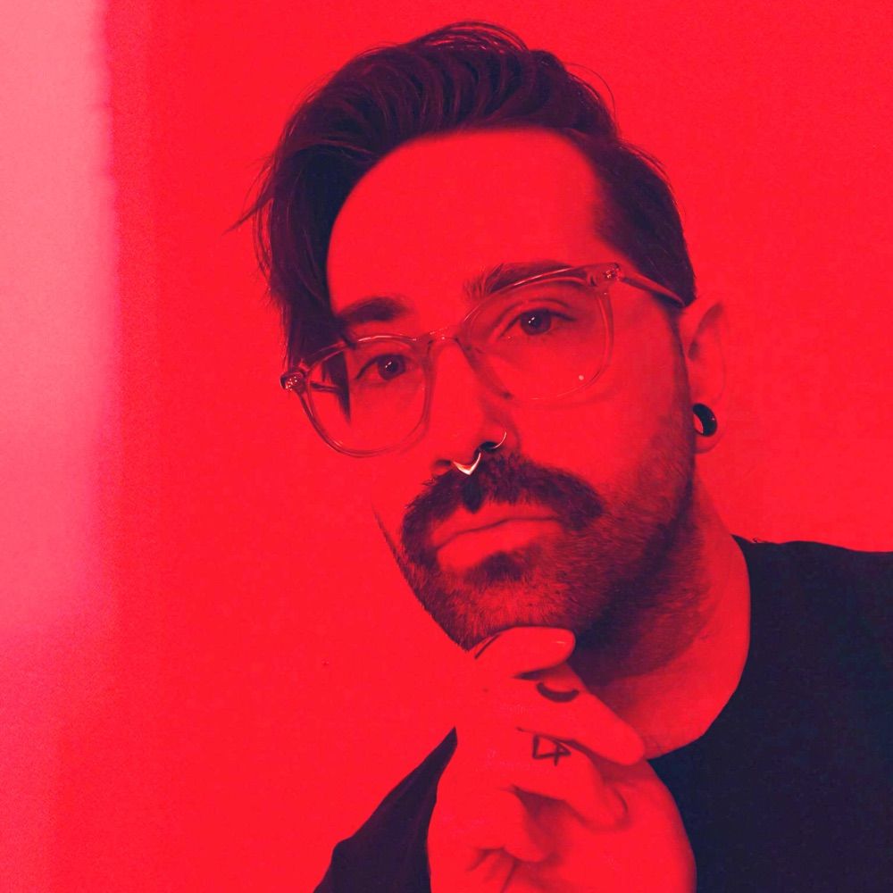 𝔠𝔥𝔯𝔦𝔰𝔱𝔬𝔭𝔥𝔢𝔯  𝔰𝔬𝔣𝔬𝔩𝔬
